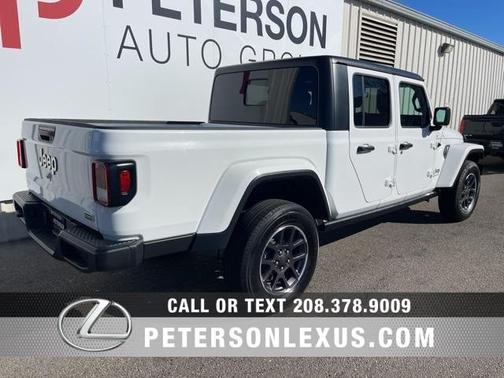 2023 Jeep Gladiator Overland