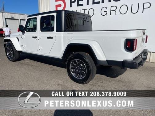 2023 Jeep Gladiator Overland