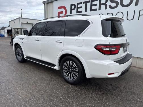 2022 Nissan Armada SL 4WD