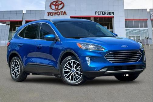 2022 Ford Escape Titanium