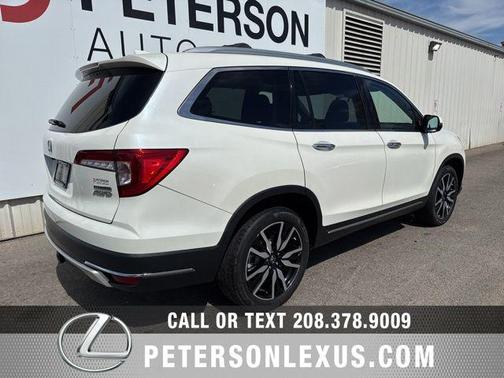 White Diamond Pearl 2019 Honda Pilot Touring 8-Passenger