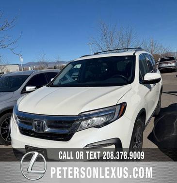 White Diamond Pearl 2019 Honda Pilot Touring 8-Passenger