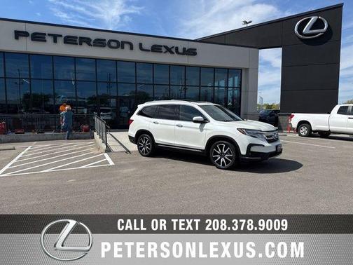 White Diamond Pearl 2019 Honda Pilot Touring 8-Passenger