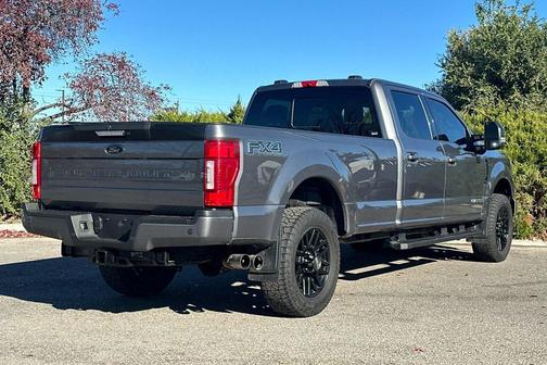 2022 Ford F-350 Lariat