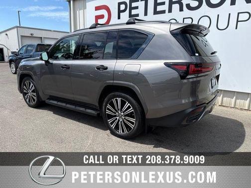 Manganese 2023 Lexus LX 600 Luxury