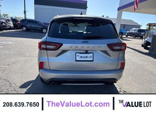 Iconic Silver Metallic 2023 Ford Escape ST-Line
