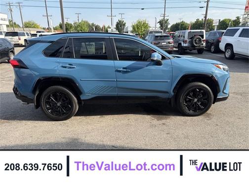 2023 Toyota RAV4 Hybrid SE