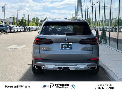 Skyscraper Grey Metallic 2026 BMW X5 PHEV xDrive50e