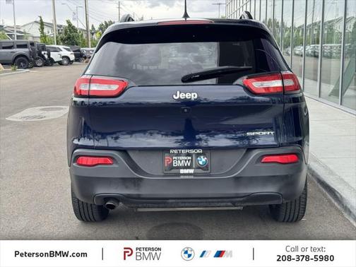 2016 Jeep Cherokee Sport