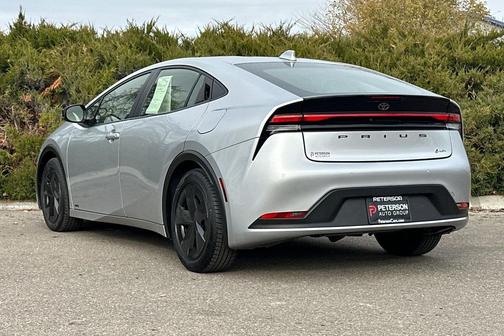 2023 Toyota Prius LE