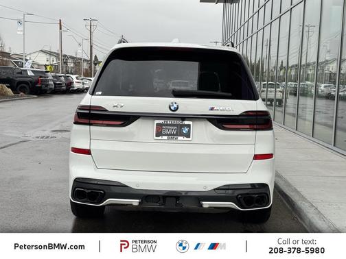 2025 BMW X7 M60i