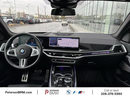 2025 BMW X7 M60i