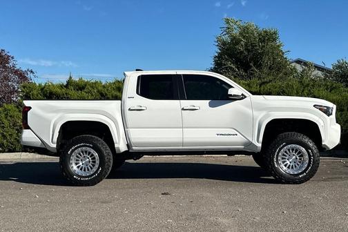 2024 Toyota Tacoma Limited
