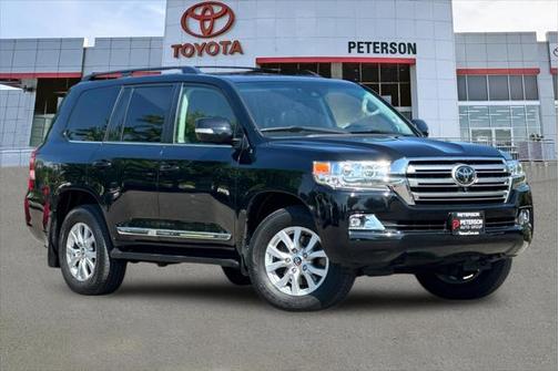 2018 Toyota Land Cruiser Base