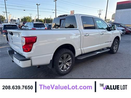 2018 Nissan Titan SL
