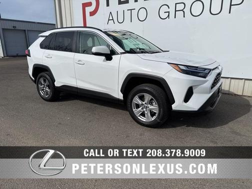 2023 Toyota RAV4 XLE