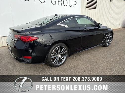 2018 INFINITI Q60 2.0t PURE