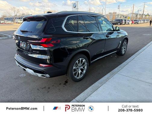 Black Sapphire Metallic 2026 BMW X5 xDrive40i