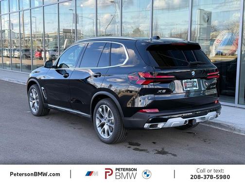 Black Sapphire Metallic 2026 BMW X5 xDrive40i