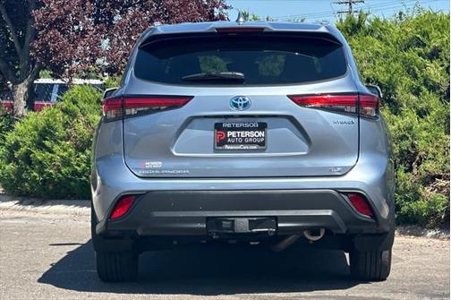 2023 Toyota Highlander Hybrid XLE