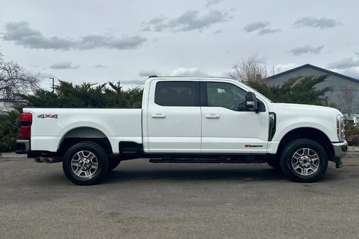 2024 Ford F-350 Lariat Super Duty
