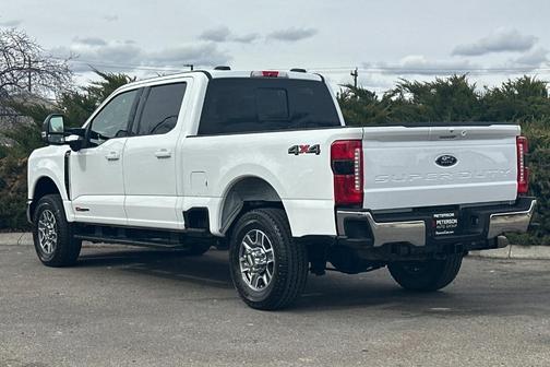 2024 Ford F-350 Lariat Super Duty
