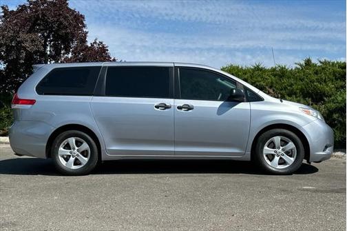 2012 Toyota Sienna Base