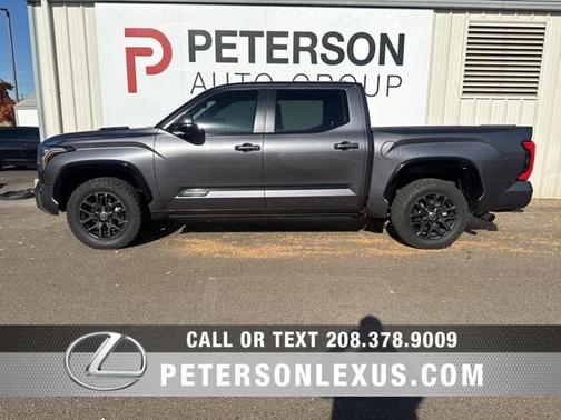 2024 Toyota Tundra Hybrid Platinum