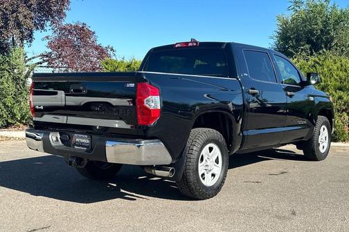 2020 Toyota Tundra SR5
