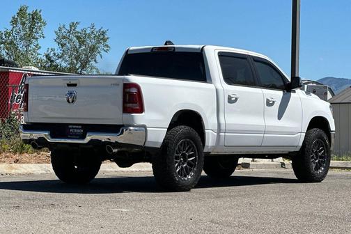 Bright White Clearcoat 2024 RAM 1500 Laramie