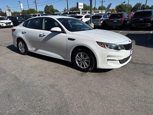 Snow White Pearl 2016 Kia Optima LX