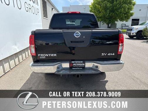 Super Black Metallic 2012 Nissan Frontier SV