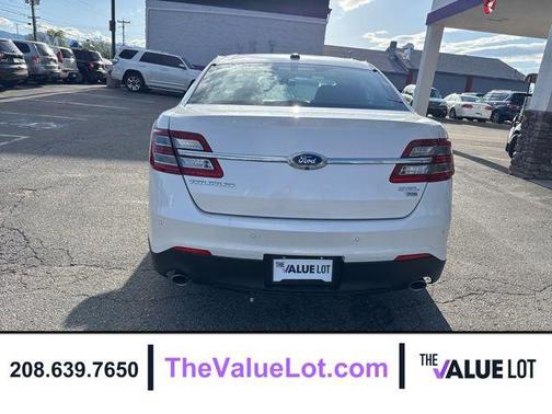 White Platinum Clearcoat Metallic 2015 Ford Taurus SEL