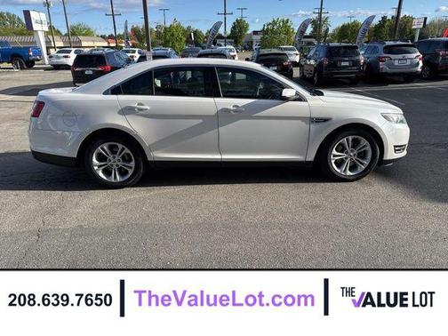 White Platinum Clearcoat Metallic 2015 Ford Taurus SEL