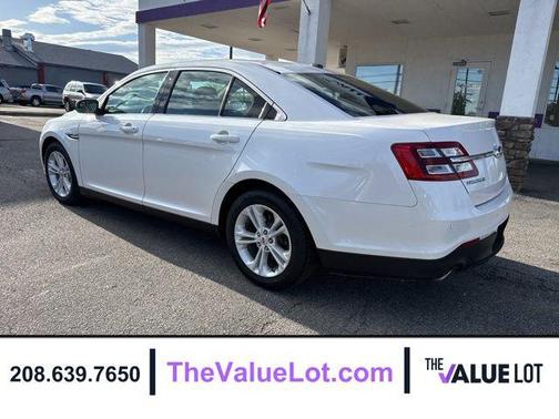 White Platinum Clearcoat Metallic 2015 Ford Taurus SEL