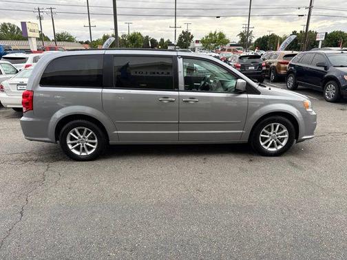Billet Silver Metallic Clearcoat 2014 Dodge Grand Caravan SXT