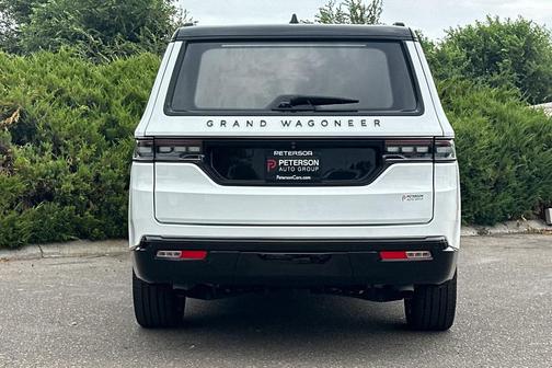 2024 Jeep Grand Wagoneer Series III Obsidian 4x4