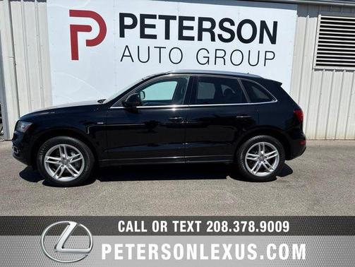 Brilliant Black 2015 Audi Q5 3.0T Premium Plus