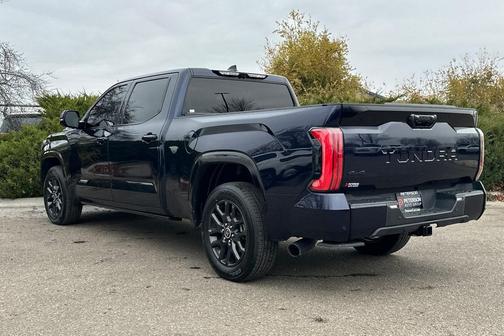 2023 Toyota Tundra Hybrid Platinum