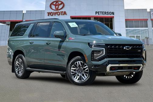 Cypress Gray 2026 Chevrolet Suburban Z71