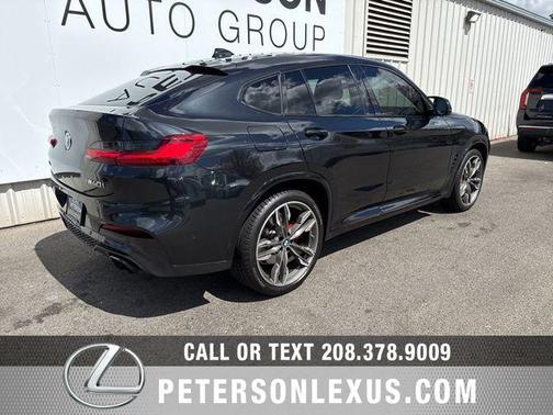 Black Sapphire Metallic 2021 BMW X4 M40i