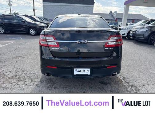 Tuxedo Black Metallic 2015 Ford Taurus Limited