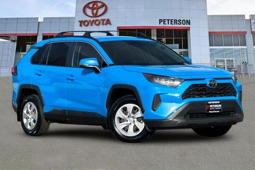 2020 Toyota RAV4 LE