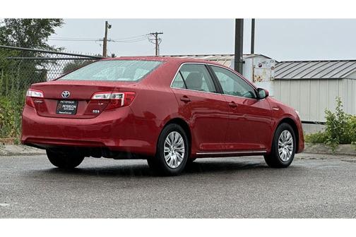 Barcelona Red Metallic 2012 Toyota Camry Hybrid LE