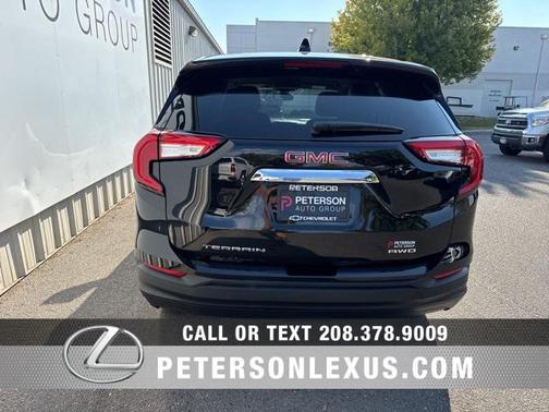 2024 GMC Terrain SLE