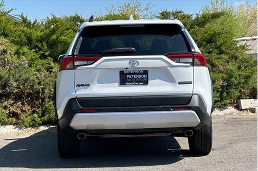 2023 Toyota RAV4 Adventure