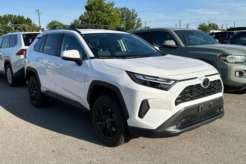 Ice 2024 Toyota RAV4 XLE