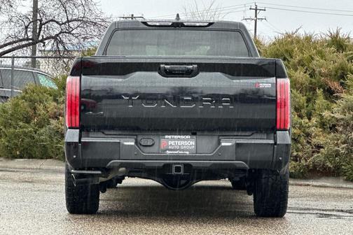 2024 Toyota Tundra Hybrid Platinum