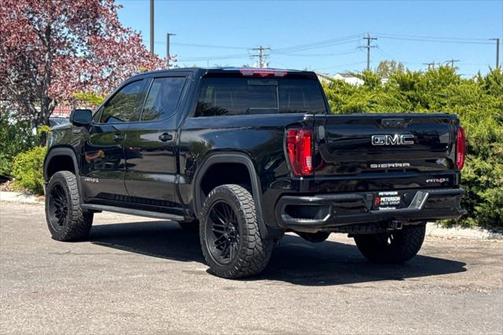 2022 GMC Sierra 1500 AT4X