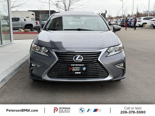 2016 Lexus ES 300h Base